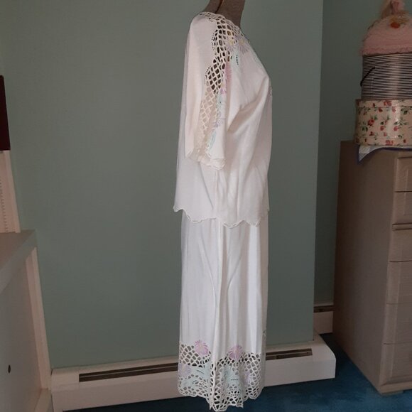 VINTAGE 1970'S BALI EMERALD 100% RAYON SKIRT & BLOUSE BOHO CREAM OPEN CUT WORK - Picture 4 of 9